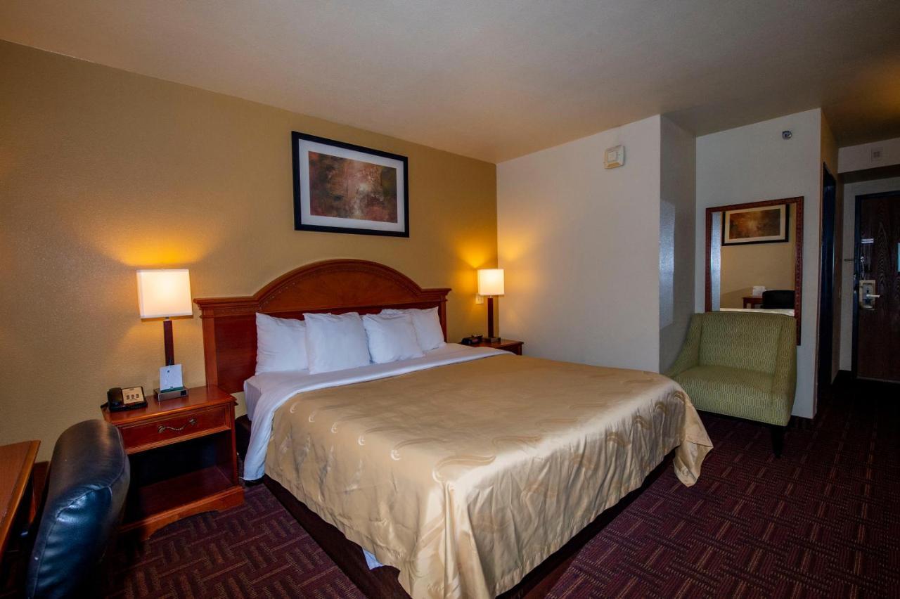Quality Inn Colorado Springs South Exterior foto