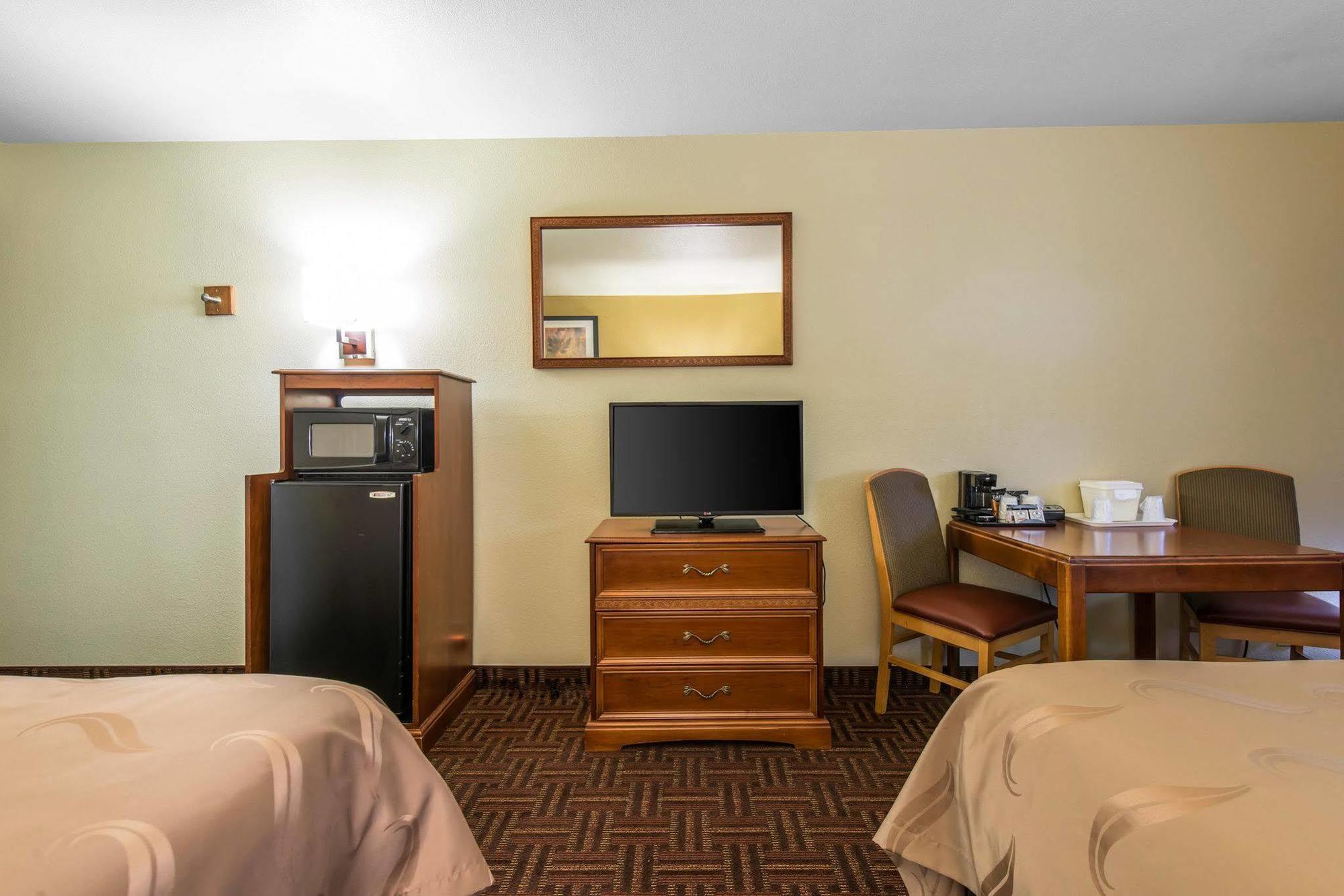 Quality Inn Colorado Springs South Exterior foto